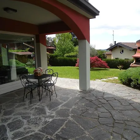 Villa In Barasso Near Lake Varese * 코메리오