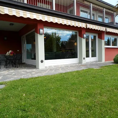 Villa In Barasso Near Lake Varese 빌라 코메리오